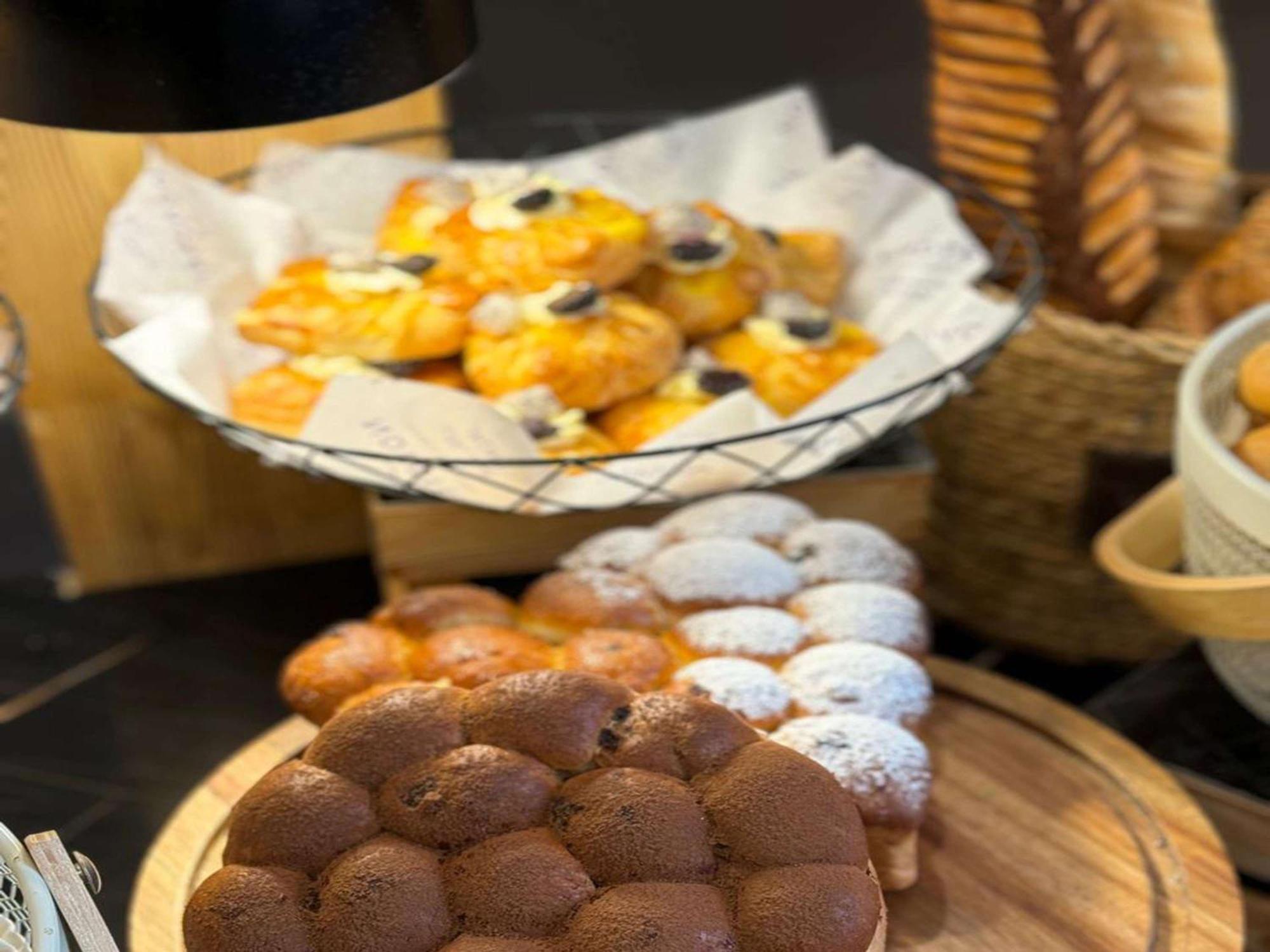 Novotel Jazan Extérieur photo A chocolate bread