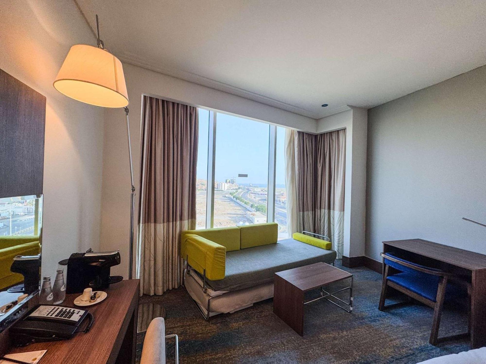 Novotel Jazan Extérieur photo A room at the hotel